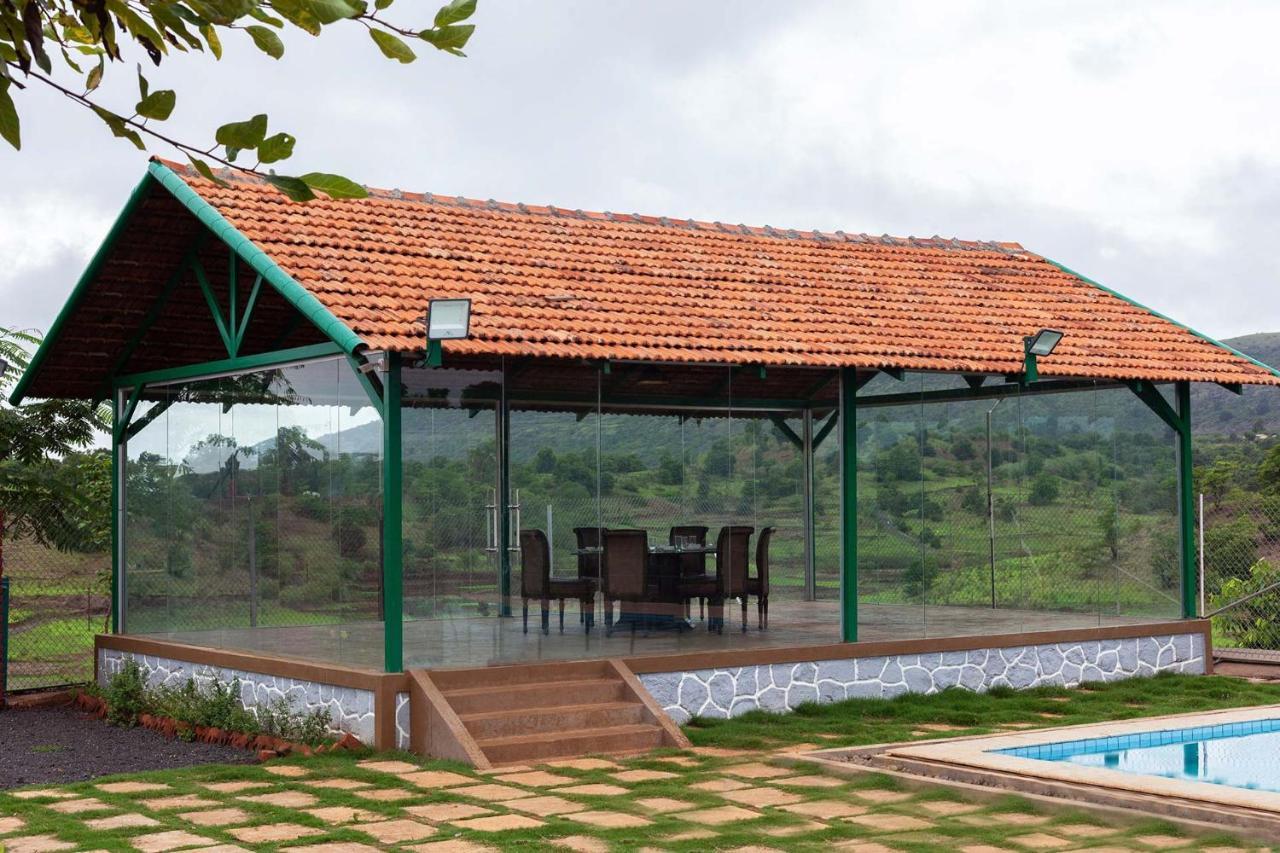 Stayvista'S Ficus Farms - Mountain-View Haven With Rustic Artsy Interiors, Outdoor Pool, Glasshouse, Home Theatre & Karaoke Delight إيغاتبوري المظهر الخارجي الصورة