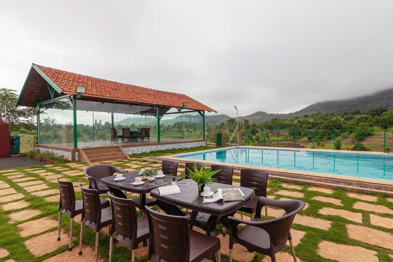 Stayvista'S Ficus Farms - Mountain-View Haven With Rustic Artsy Interiors, Outdoor Pool, Glasshouse, Home Theatre & Karaoke Delight إيغاتبوري المظهر الخارجي الصورة