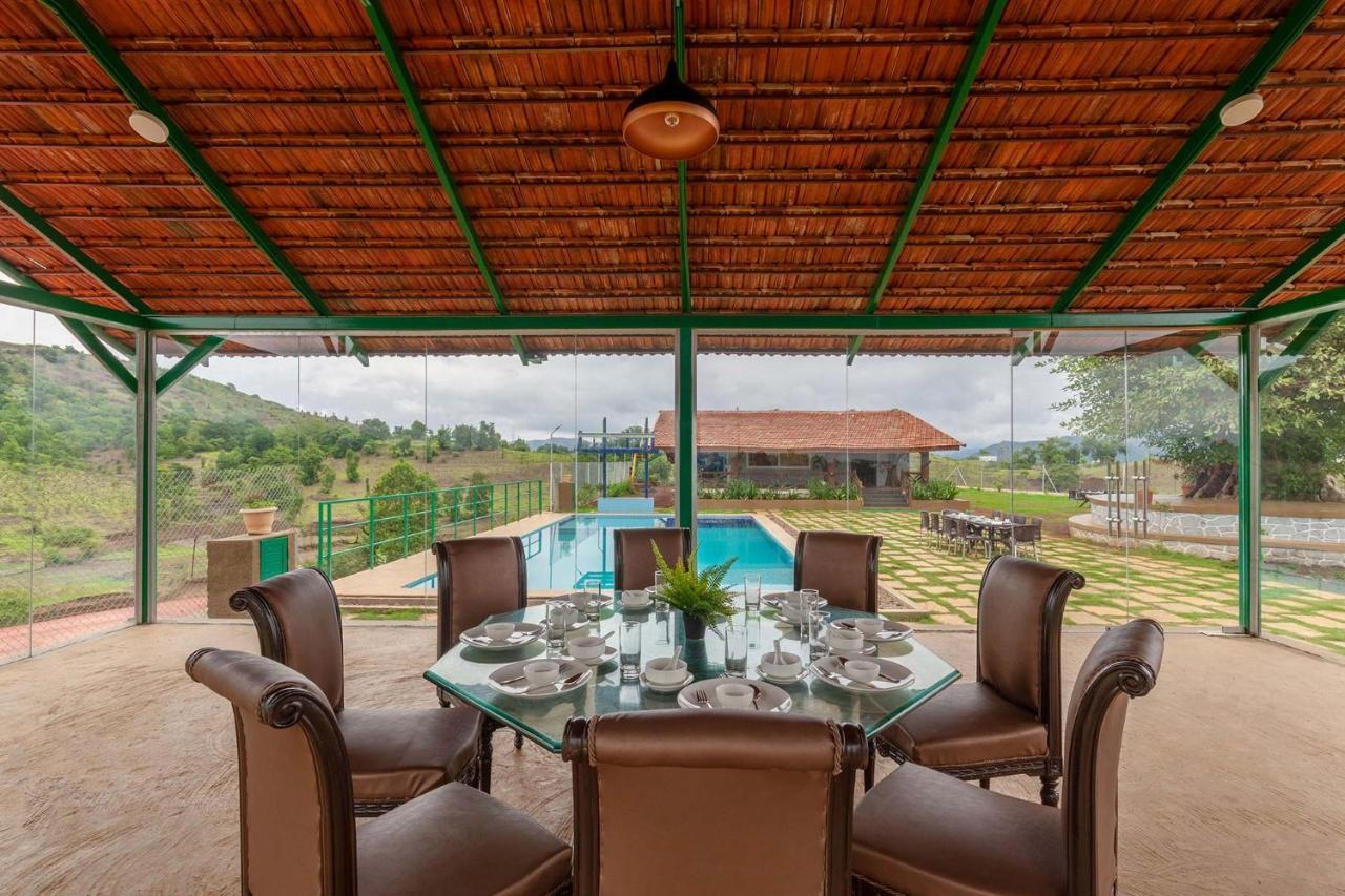 Stayvista'S Ficus Farms - Mountain-View Haven With Rustic Artsy Interiors, Outdoor Pool, Glasshouse, Home Theatre & Karaoke Delight إيغاتبوري المظهر الخارجي الصورة
