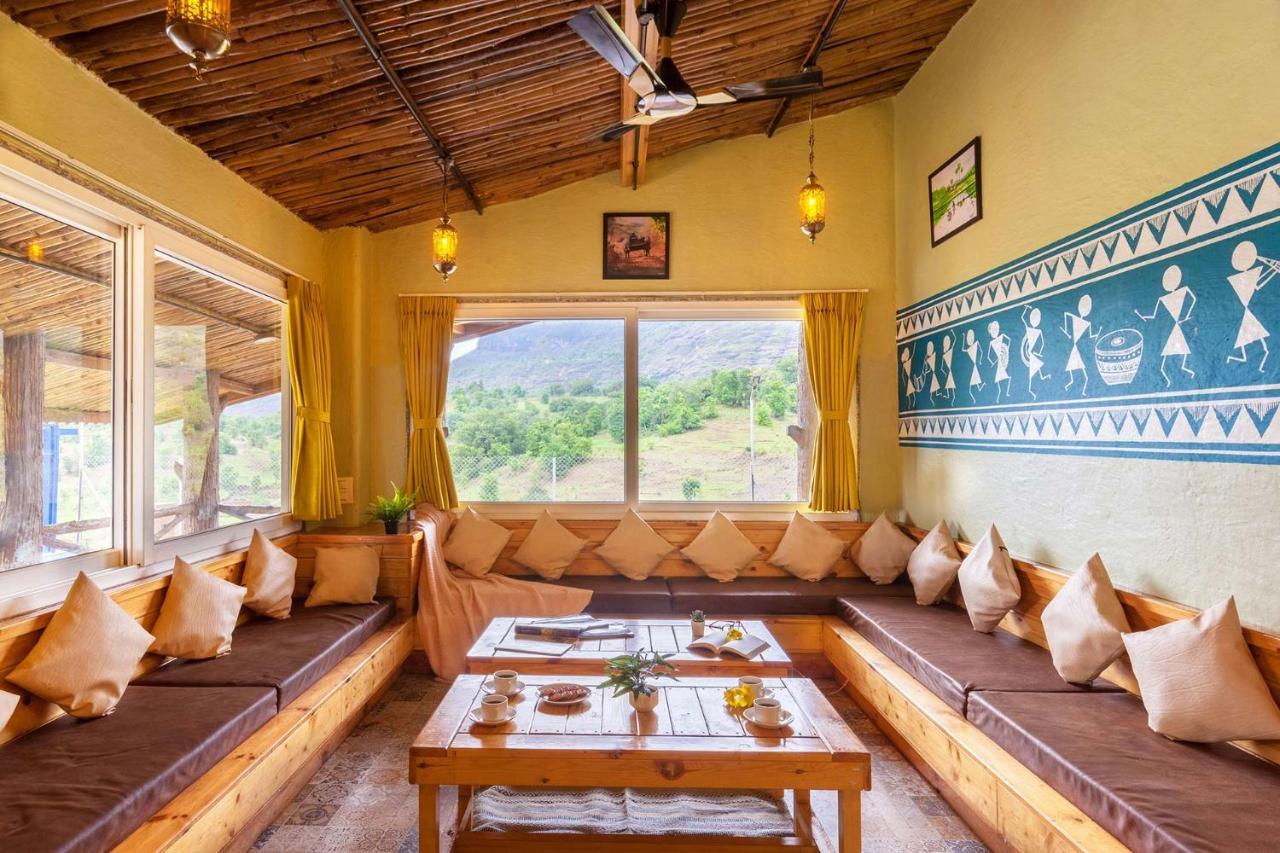 Stayvista'S Ficus Farms - Mountain-View Haven With Rustic Artsy Interiors, Outdoor Pool, Glasshouse, Home Theatre & Karaoke Delight إيغاتبوري المظهر الخارجي الصورة